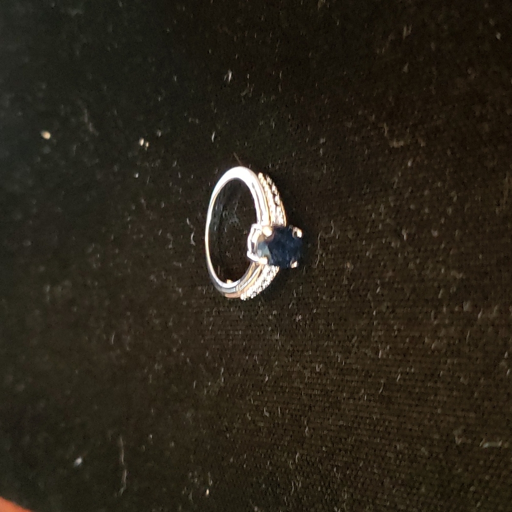 Silver tone Sapphire Size 6 Ring Costume Jewelry